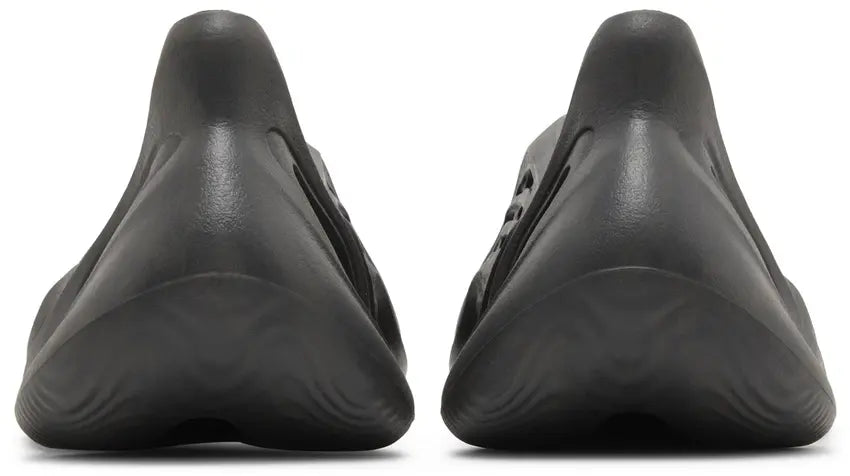 Yeezy Foam RNR Onyx – Sole World ATL